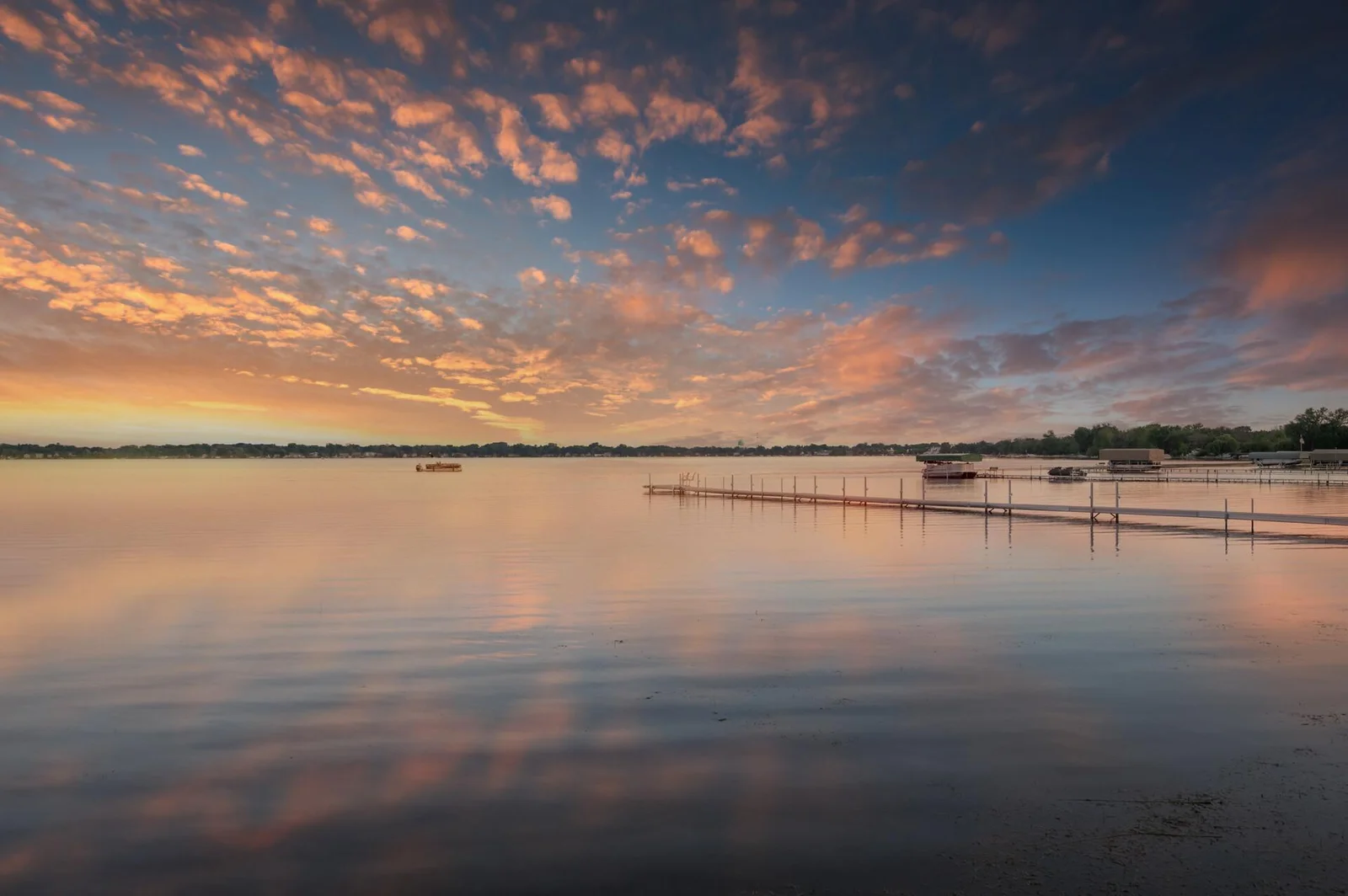 South-facing to enjoy lake breezes, sunrises & sunsets!
