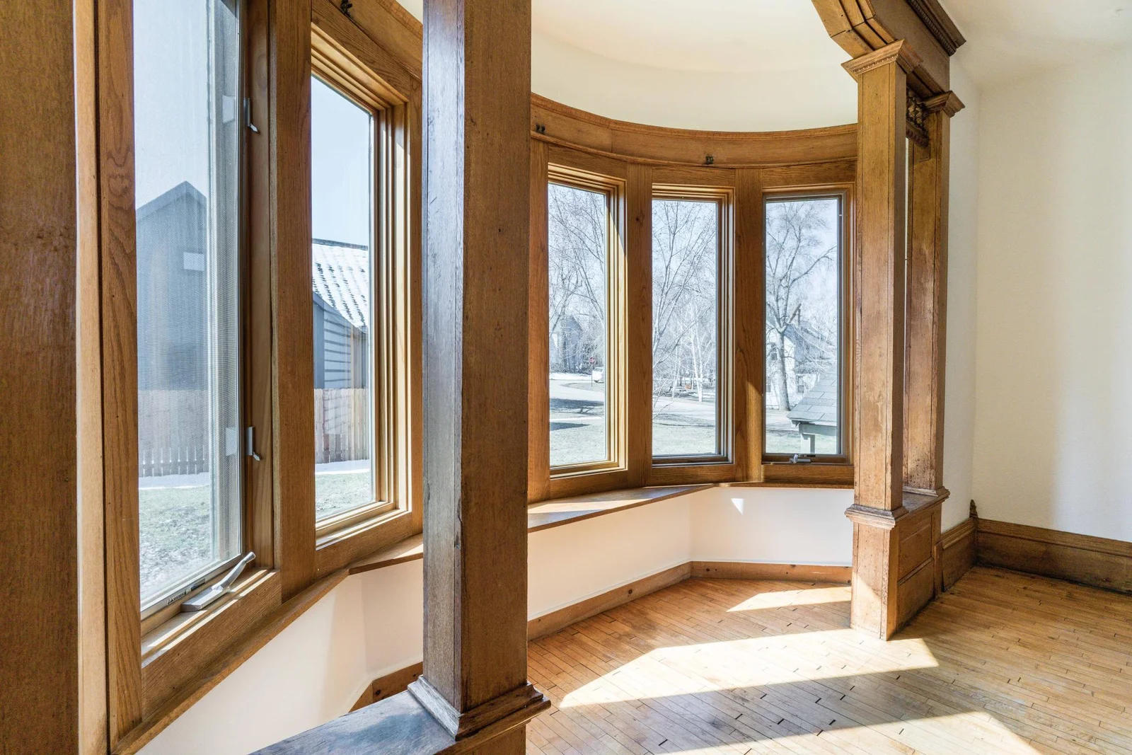 Detail Dining Room