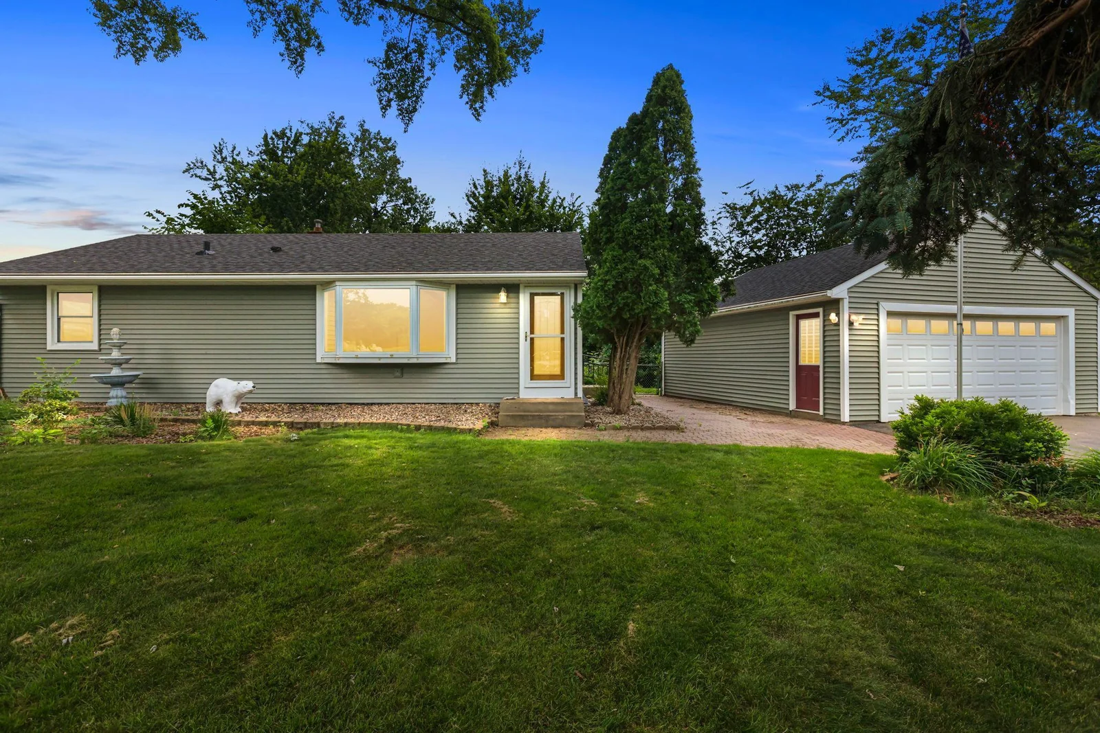 2624 Stacker Boulevard, White Bear Twp