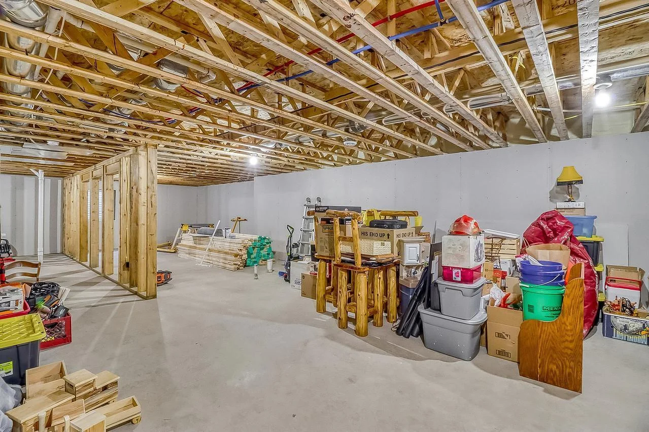 Basement1_1-1280.jpg