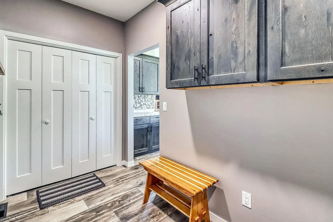 Laundry_mudroom1_2-1280.jpg