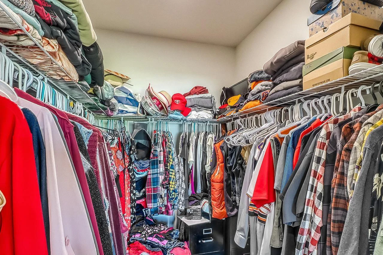 Primary Closet1_1-1280.jpg