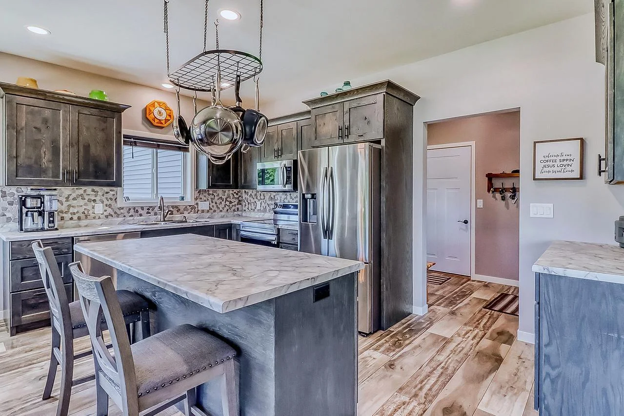 Kitchen-1280.jpg