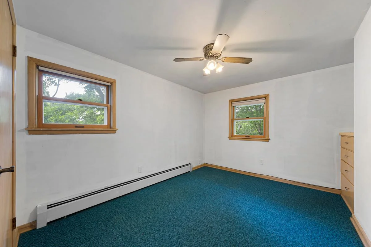 30 Bedroom 3.jpg
