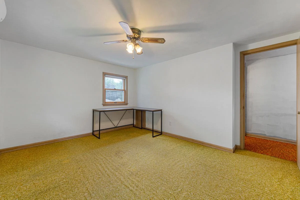 35 Bedroom 5.jpg
