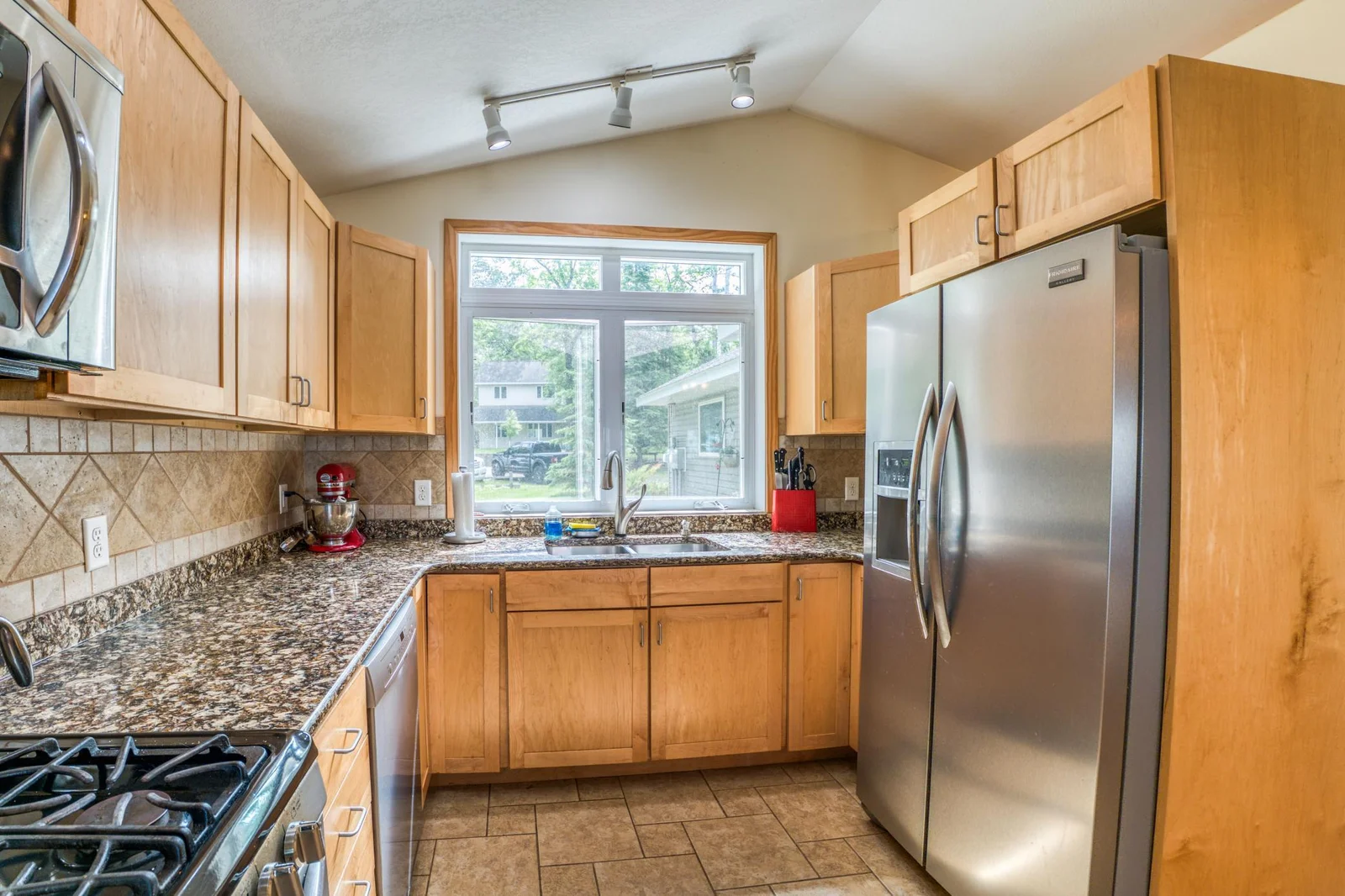 Kitchen 6