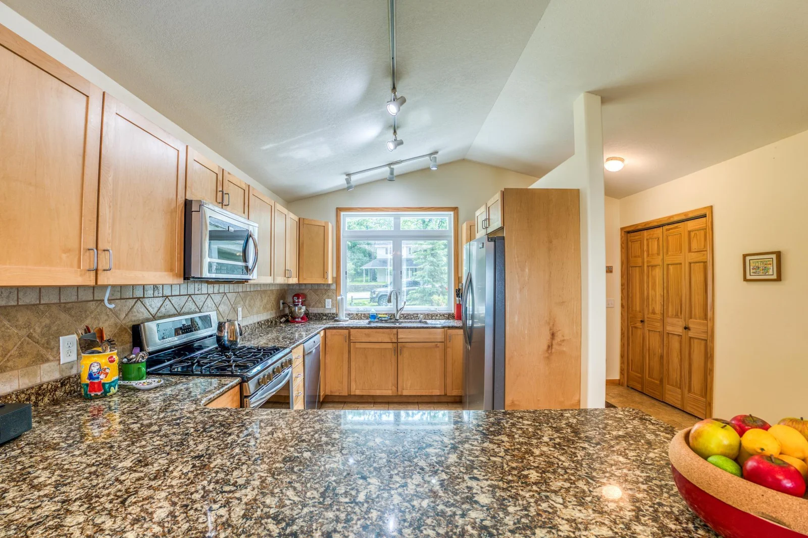 Kitchen 7