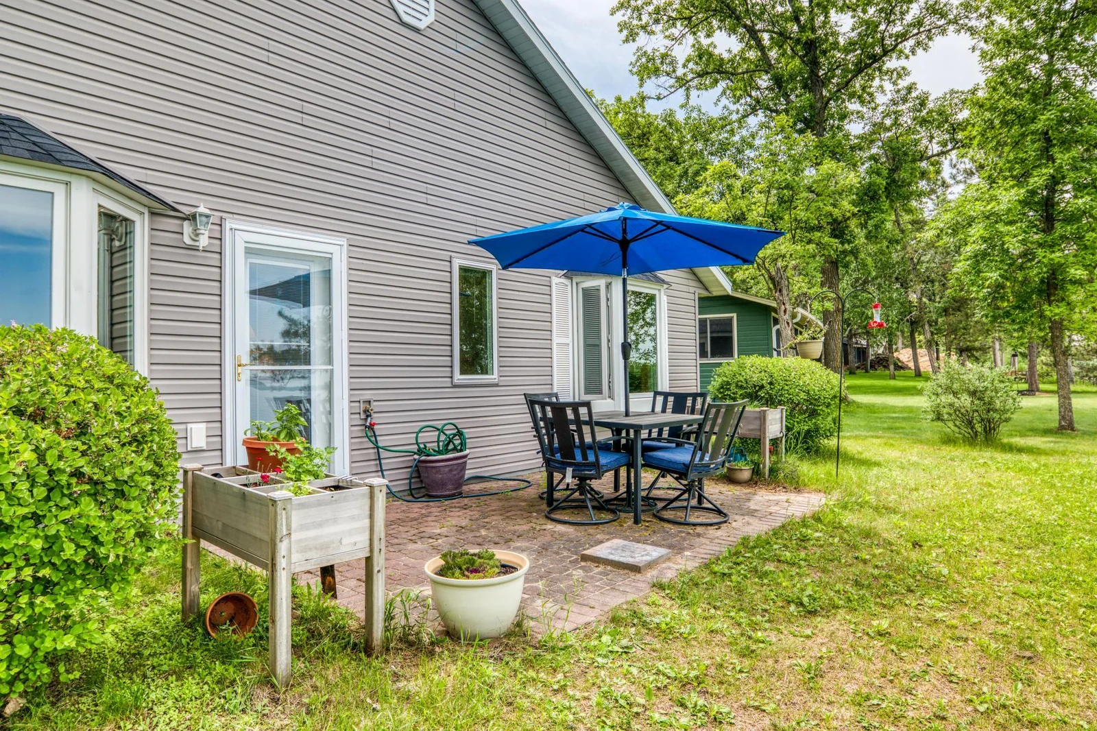 Lakeside Patio 2