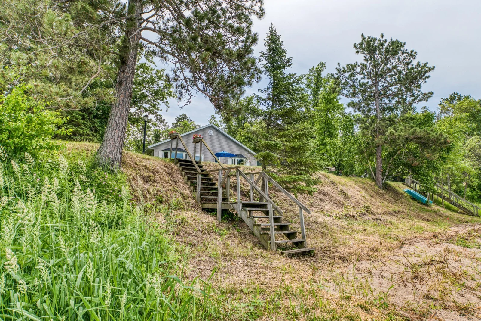 Stairs to Lake 3