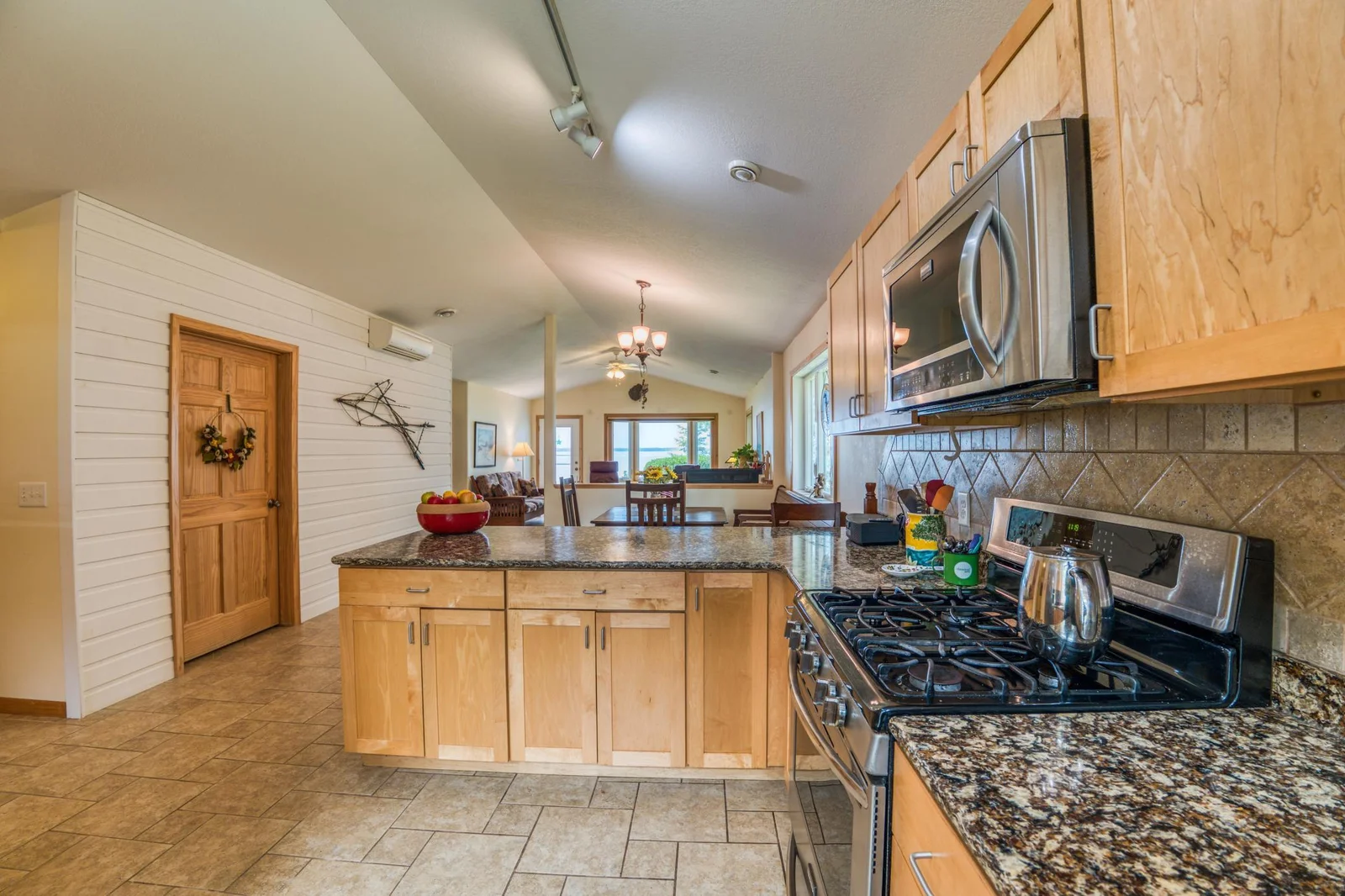 Kitchen 5