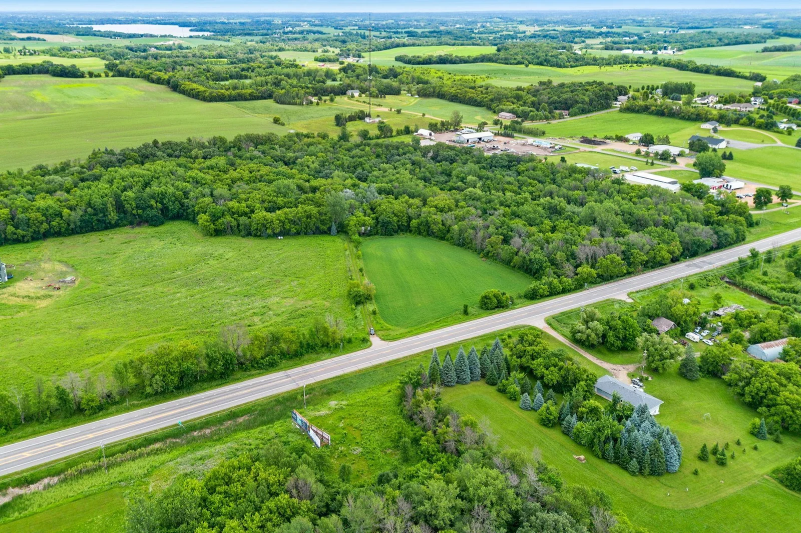 This property gives you real room to spread out, without driving hours out. Frontage on Hwy 19 makes errands simple, but the shape and trees of the land offer space and quiet once you’re in.
