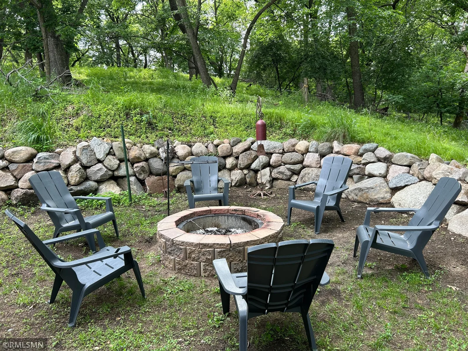 Beautiful backyard to entertaining with mature woods behind