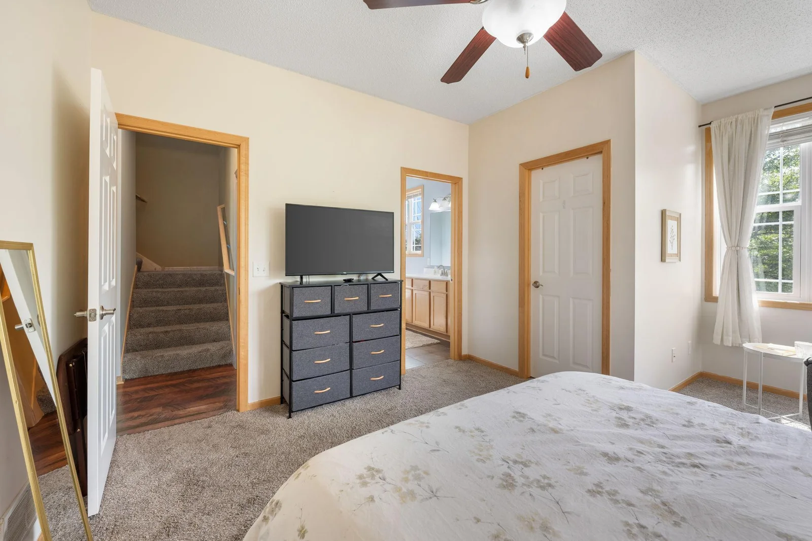 29-web-or-mls-14579 Olivine St NW-29.jpg