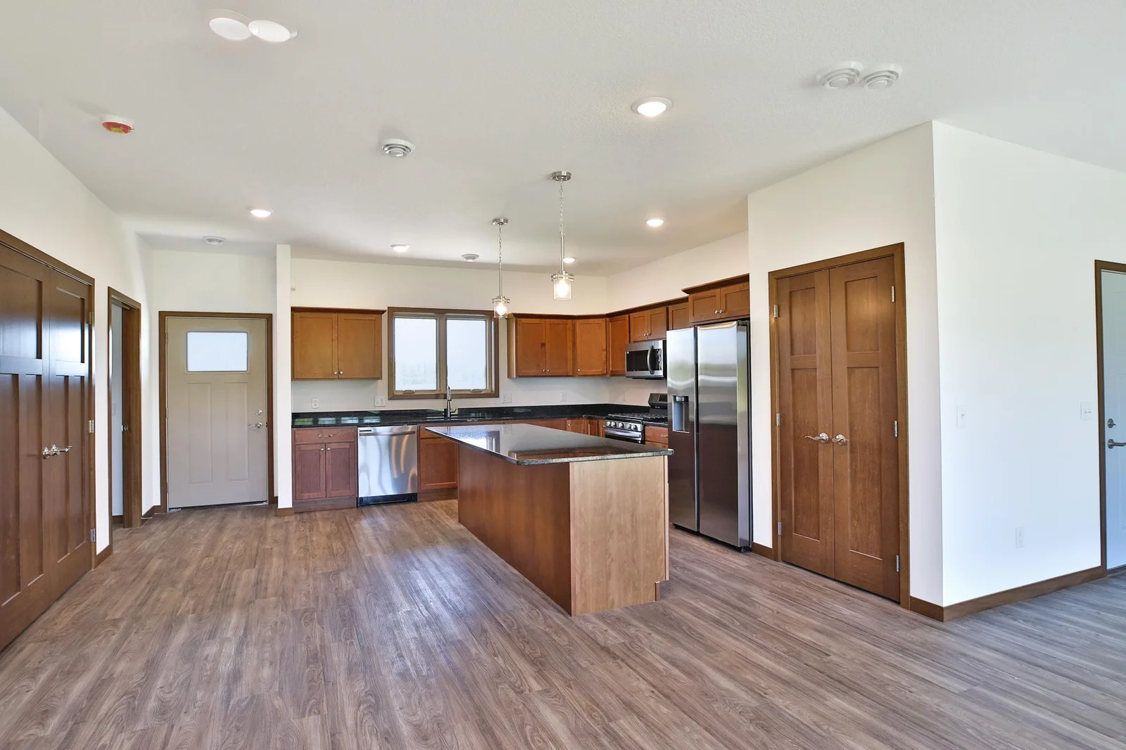 Kitchen_livingroom_02