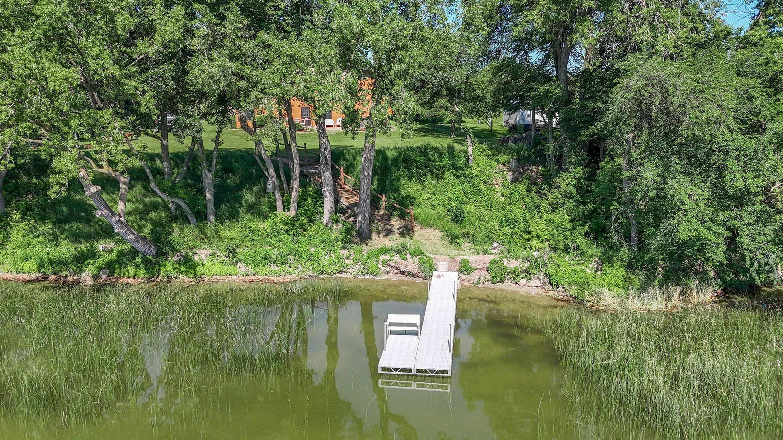 Dock is included with satisfactory offer.jpg