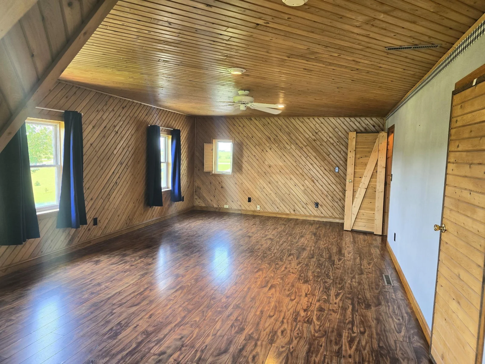 UL Loft b.JPG