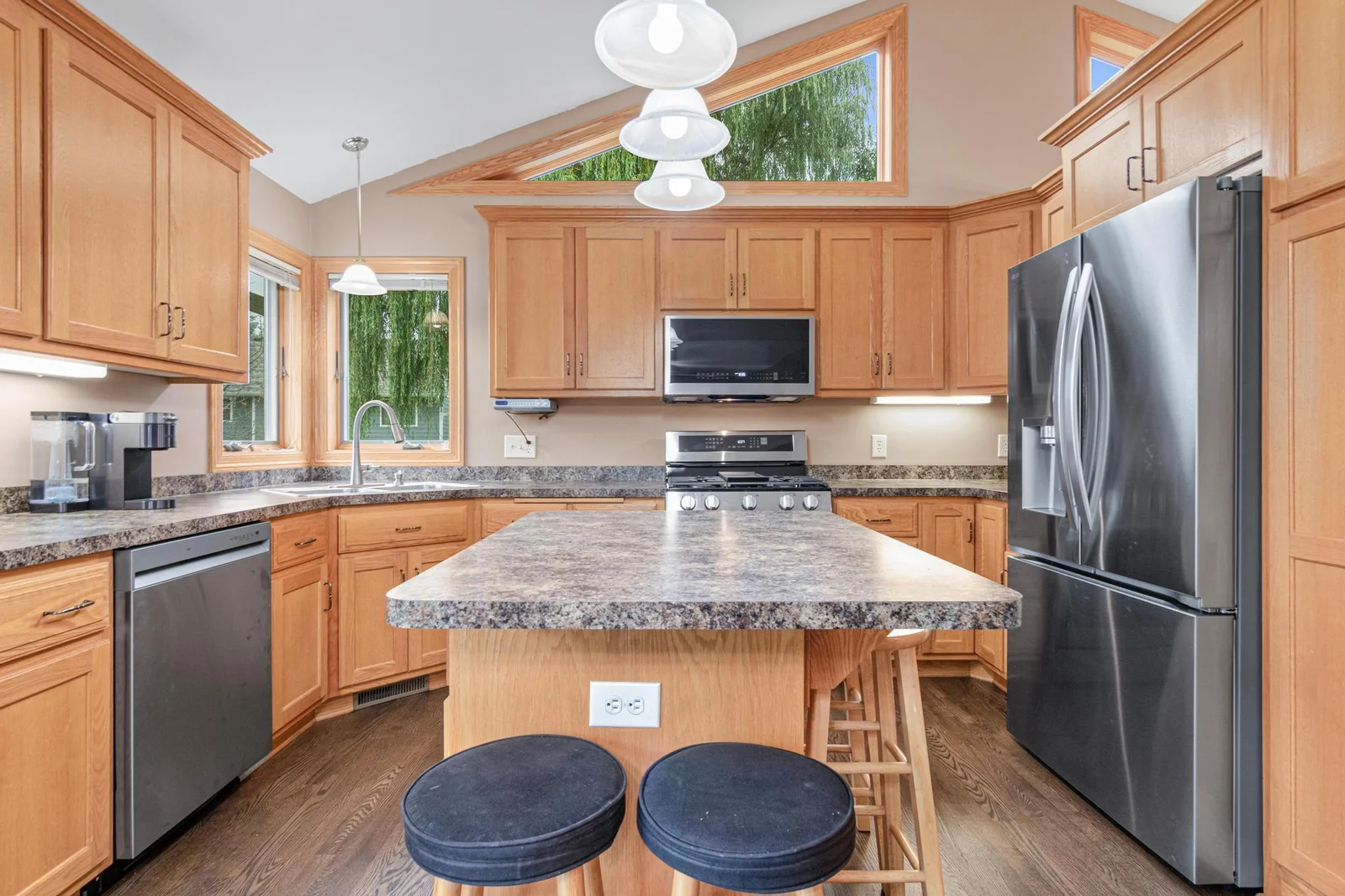 There is a ton of counter space in the kitchen. These are new appliances.