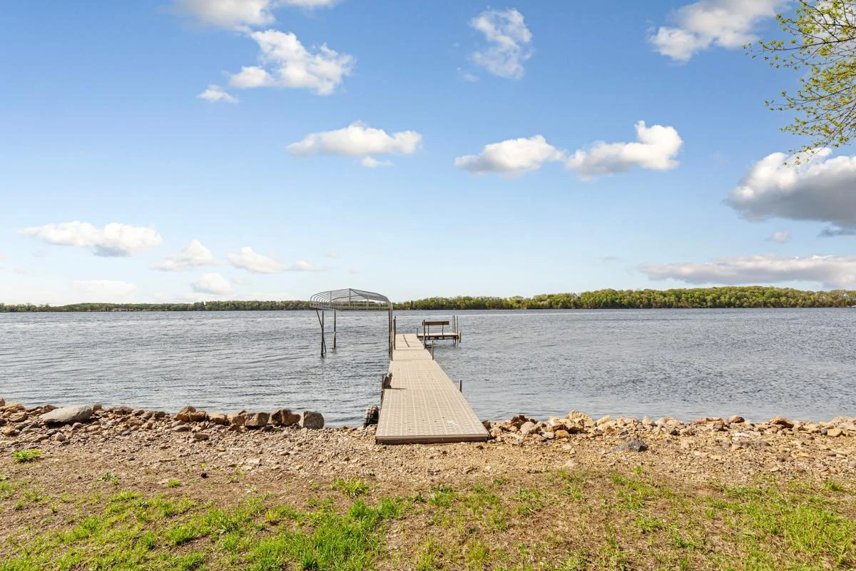 10 Dock.jpg
