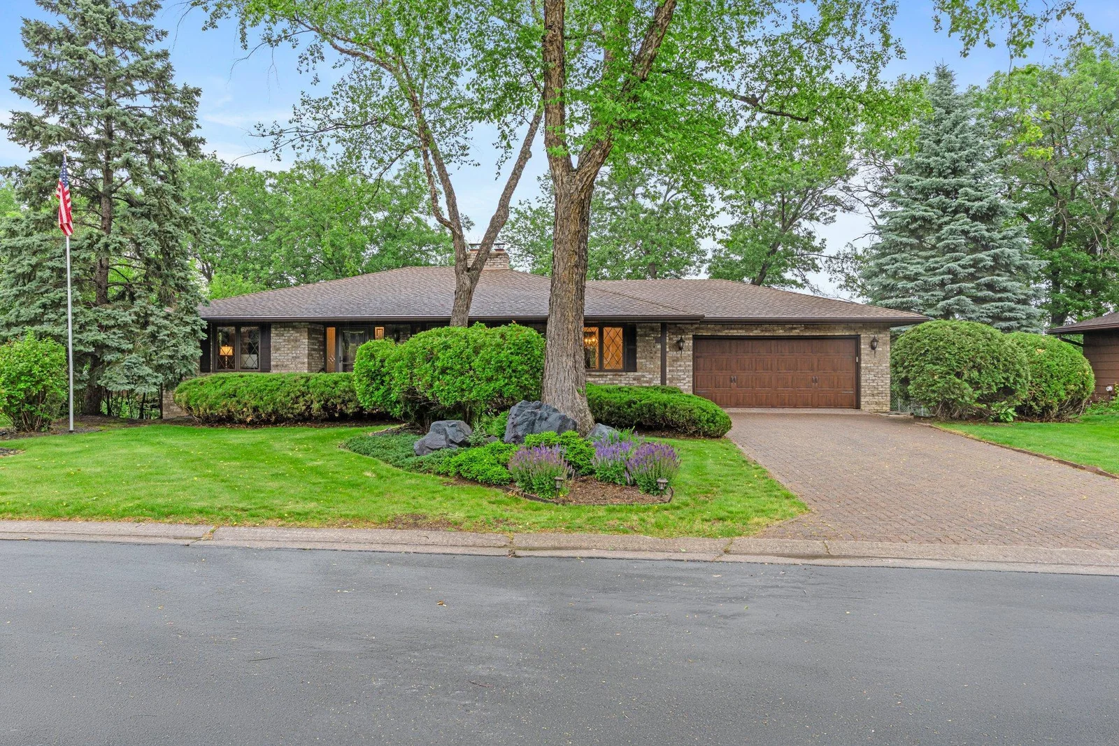 One Story Rambler with 2 bedrooms and 2 bathrooms on the main floor.