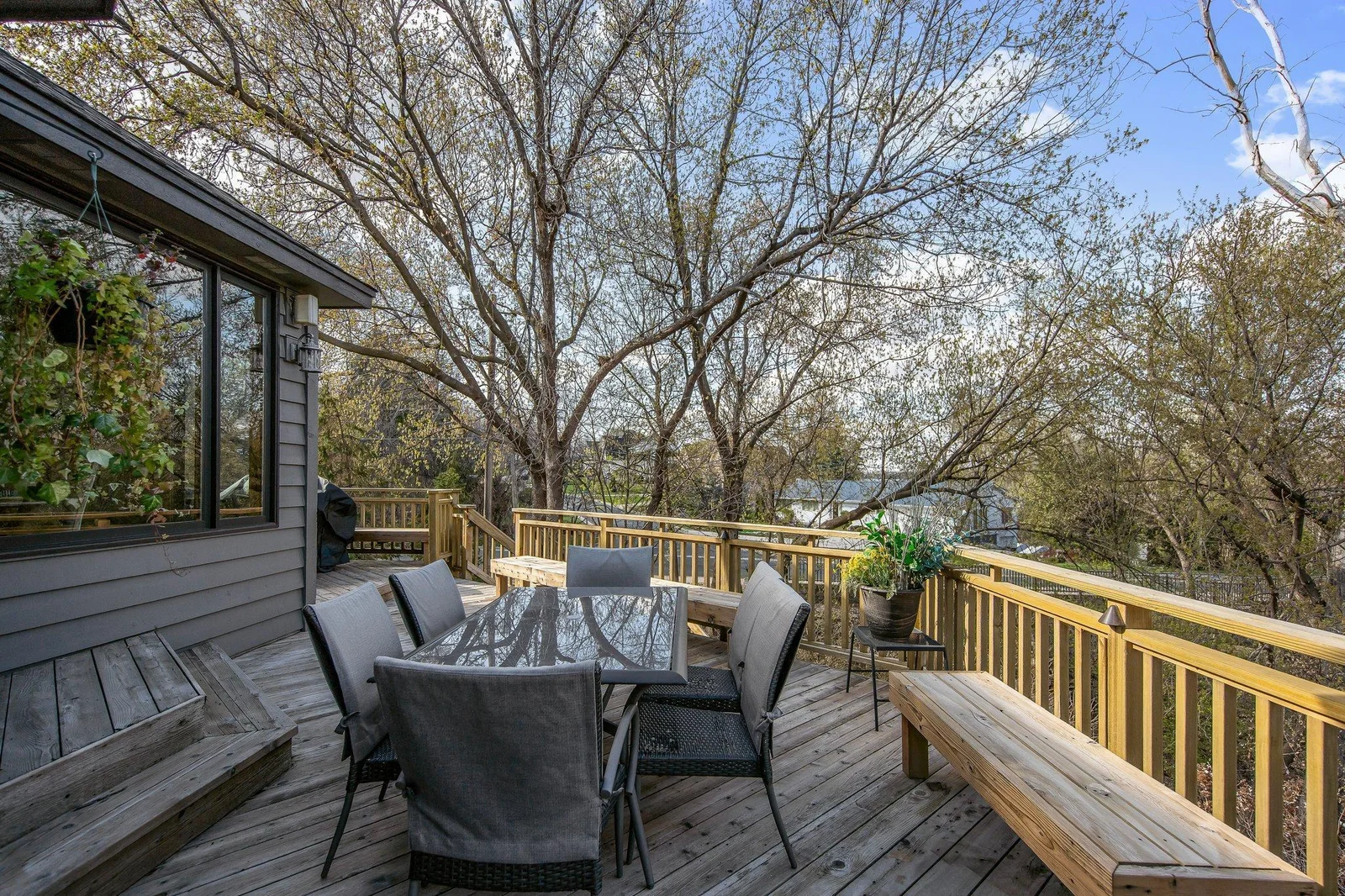 Large wrap around deck great for entertaining - most of the benches are moveable and there is lighting around the deck.