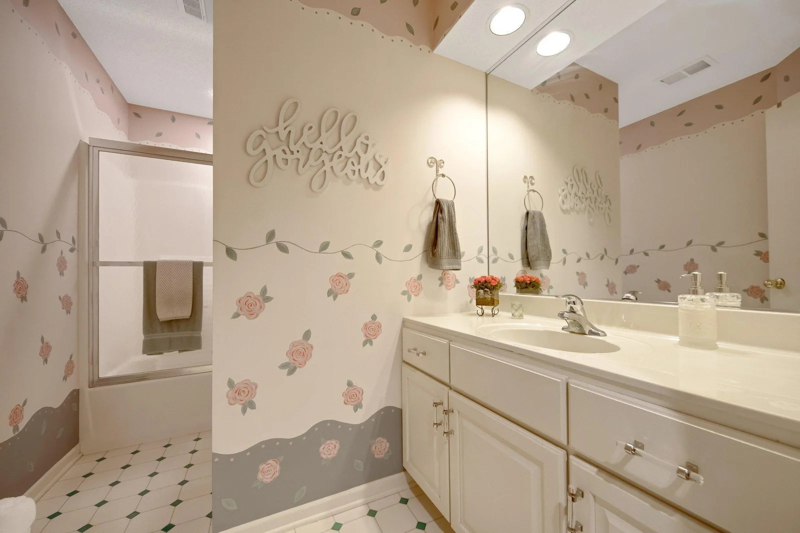 Lower level full bathroom