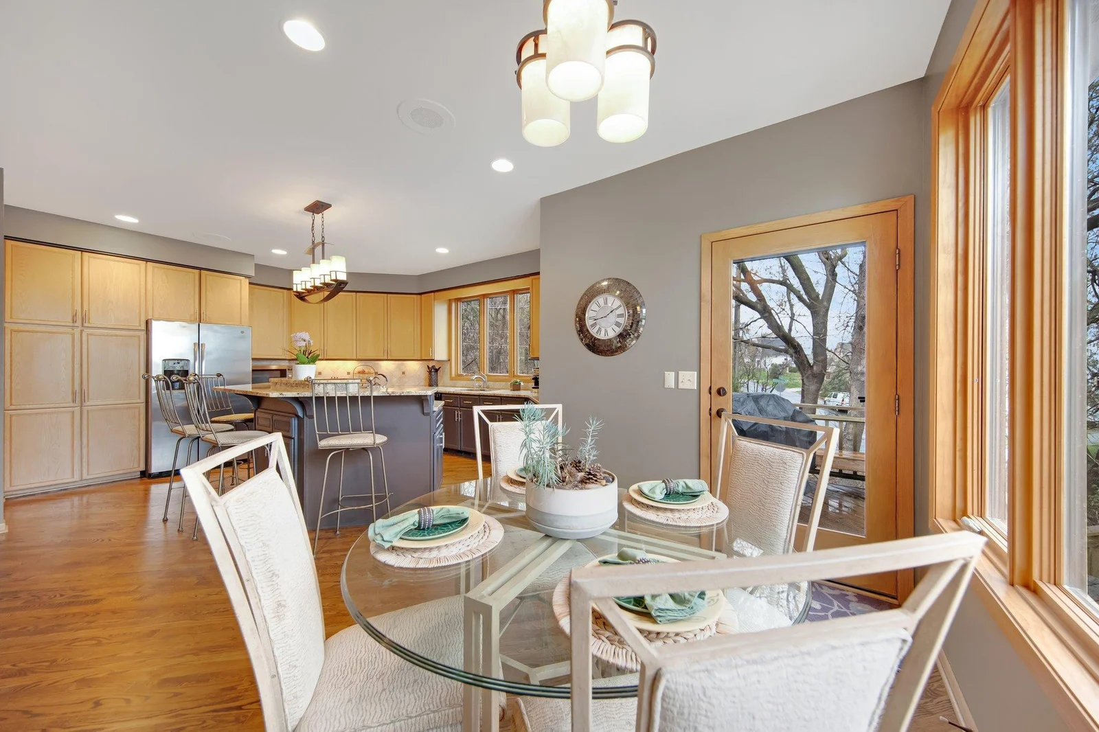 beautiful kitchen with a lot of counter space for cooking and entertaining