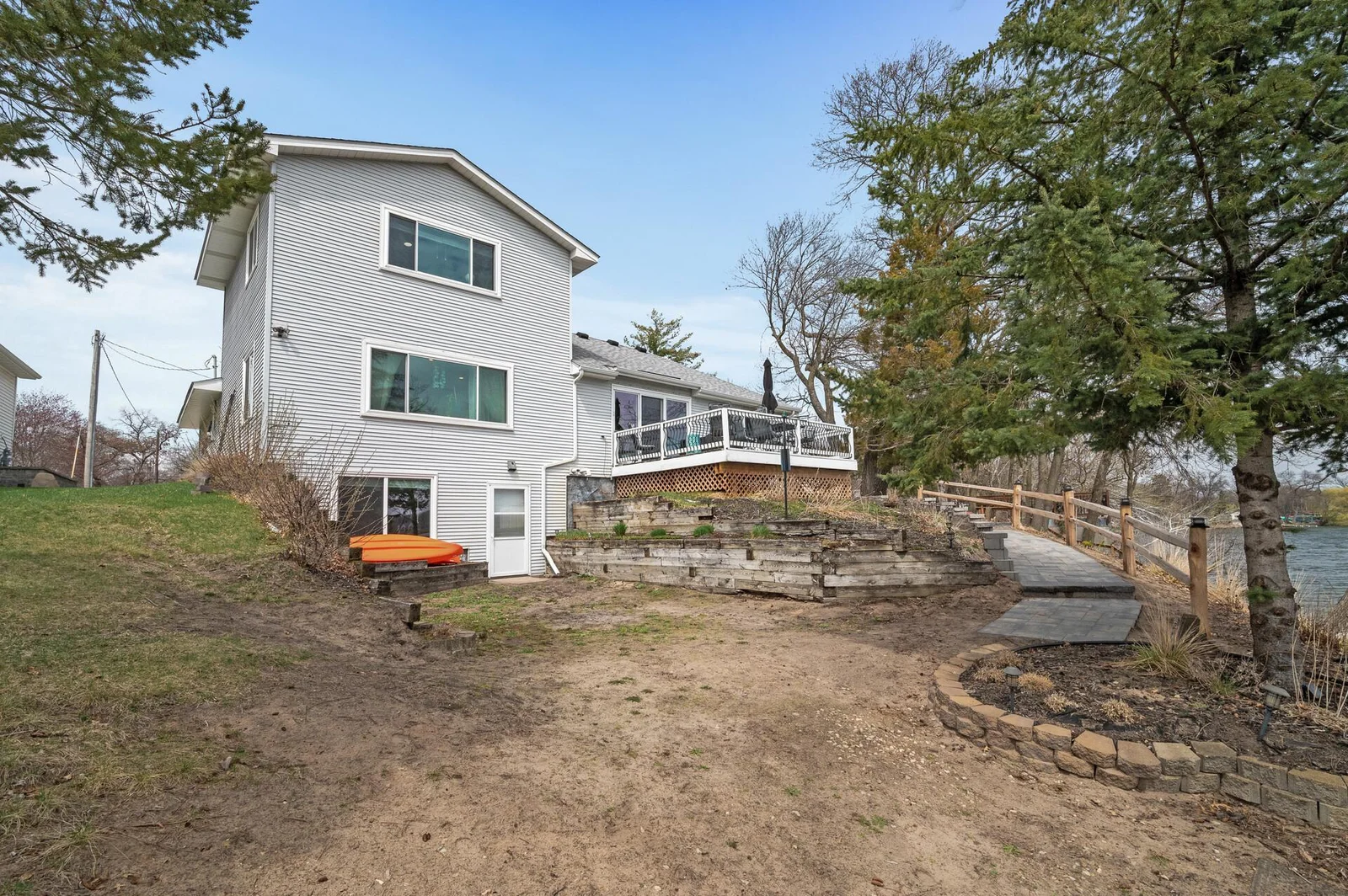 33_14320_284th_Ave_NW33_mls.jpg