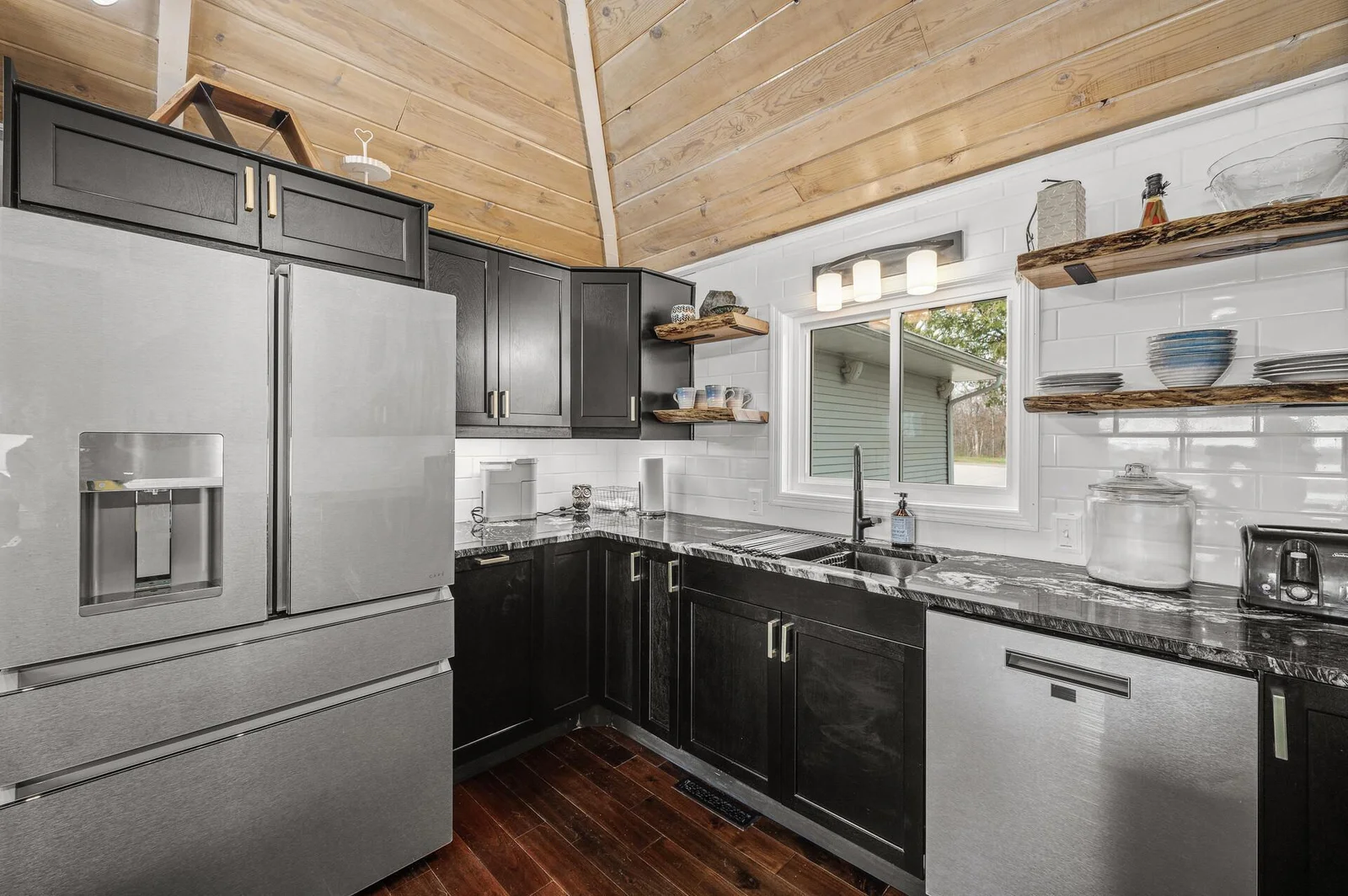 13_14320_284th_Ave_NW13_mls.jpg