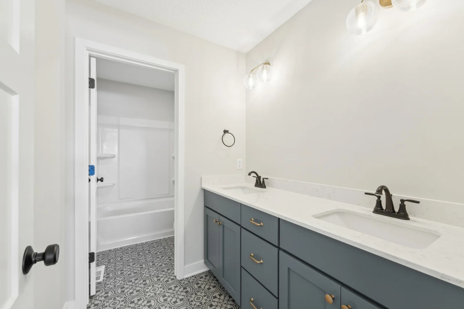 Upper-level secondary bathroom