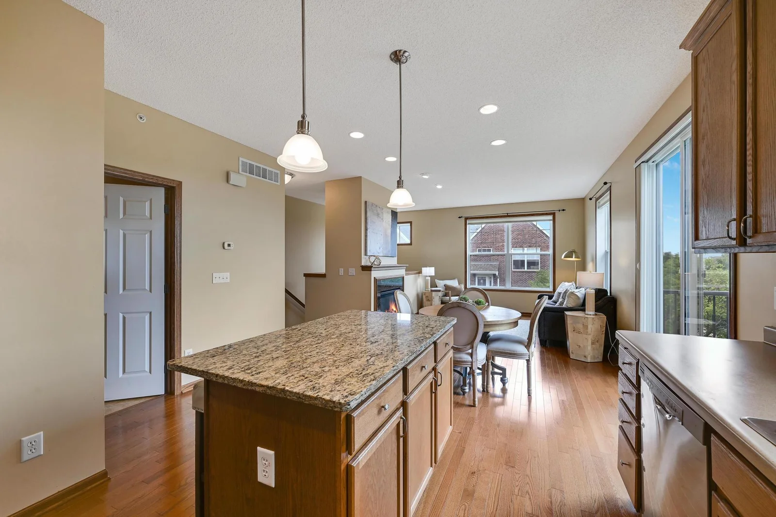 8710Photography-Web-Friendly-16618-72nd-Ct-NE-Otsego-MN-55330-15.jpg