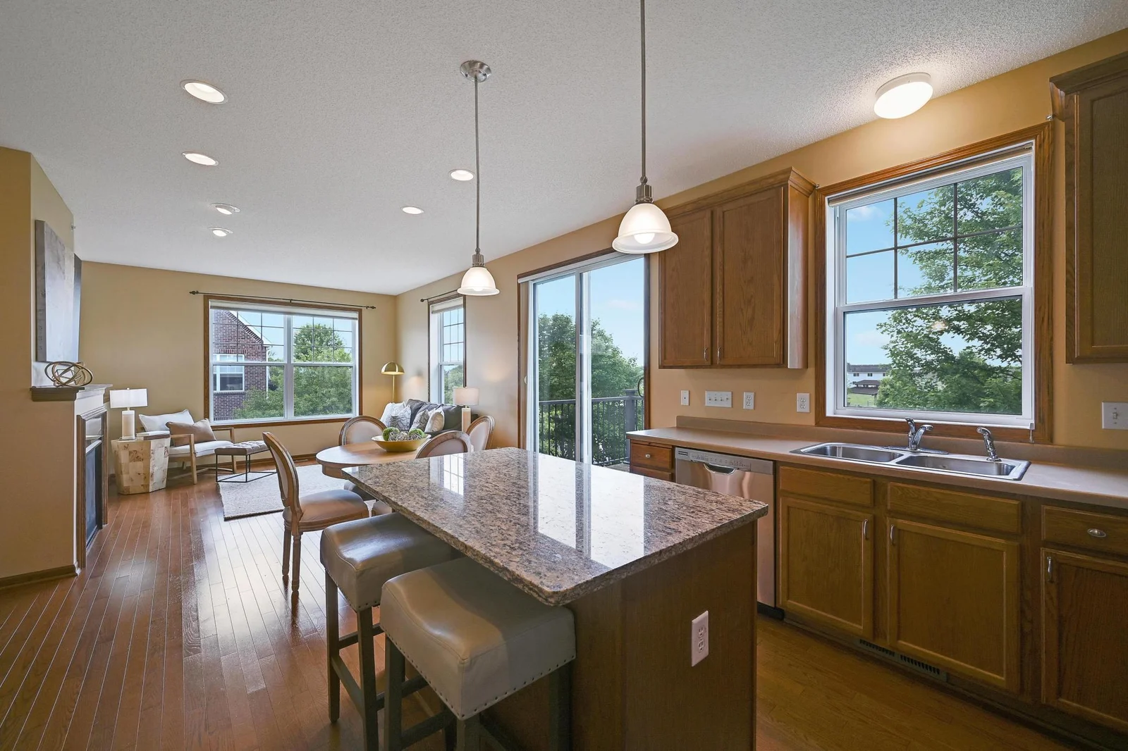 8710Photography-Web-Friendly-16618-72nd-Ct-NE-Otsego-MN-55330-14.jpg