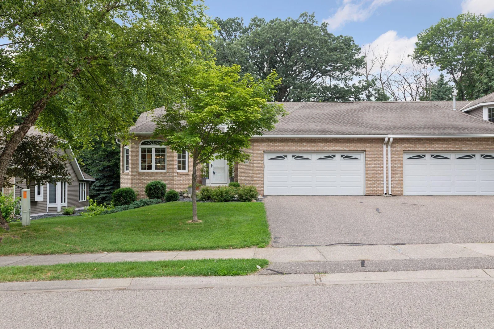 4109 Thornhill Lane, Vadnais Heights