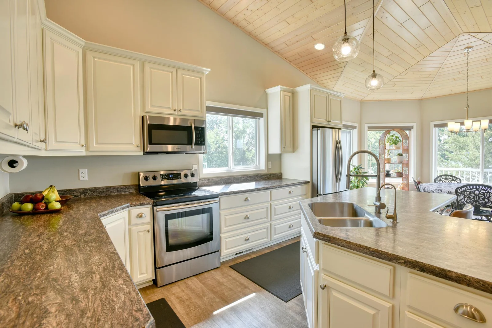 MNL_Kitchen_2310.jpg