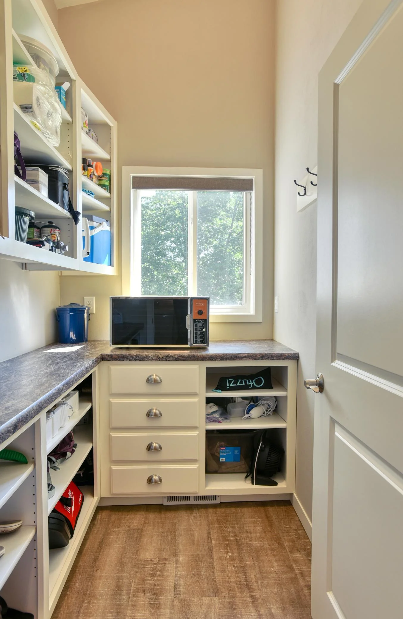 MNL_Pantry_2344.jpg