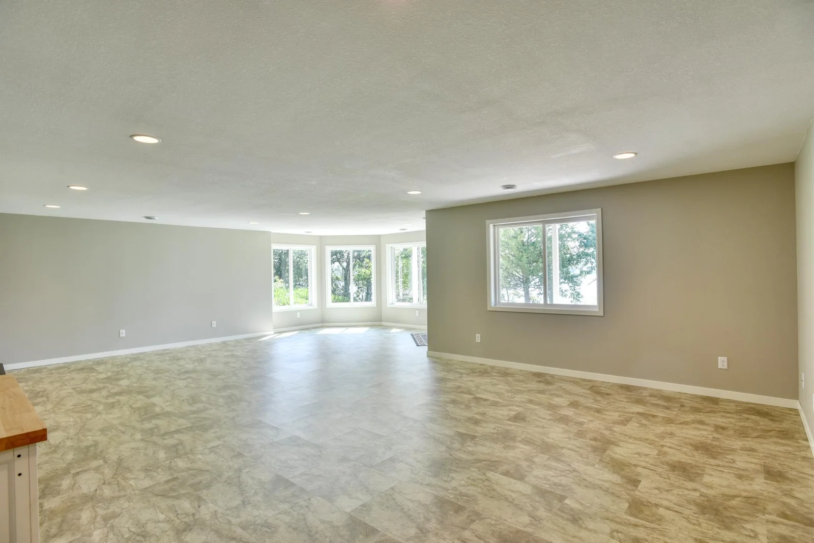 MNL_LivingArea2_2461 (1).jpg