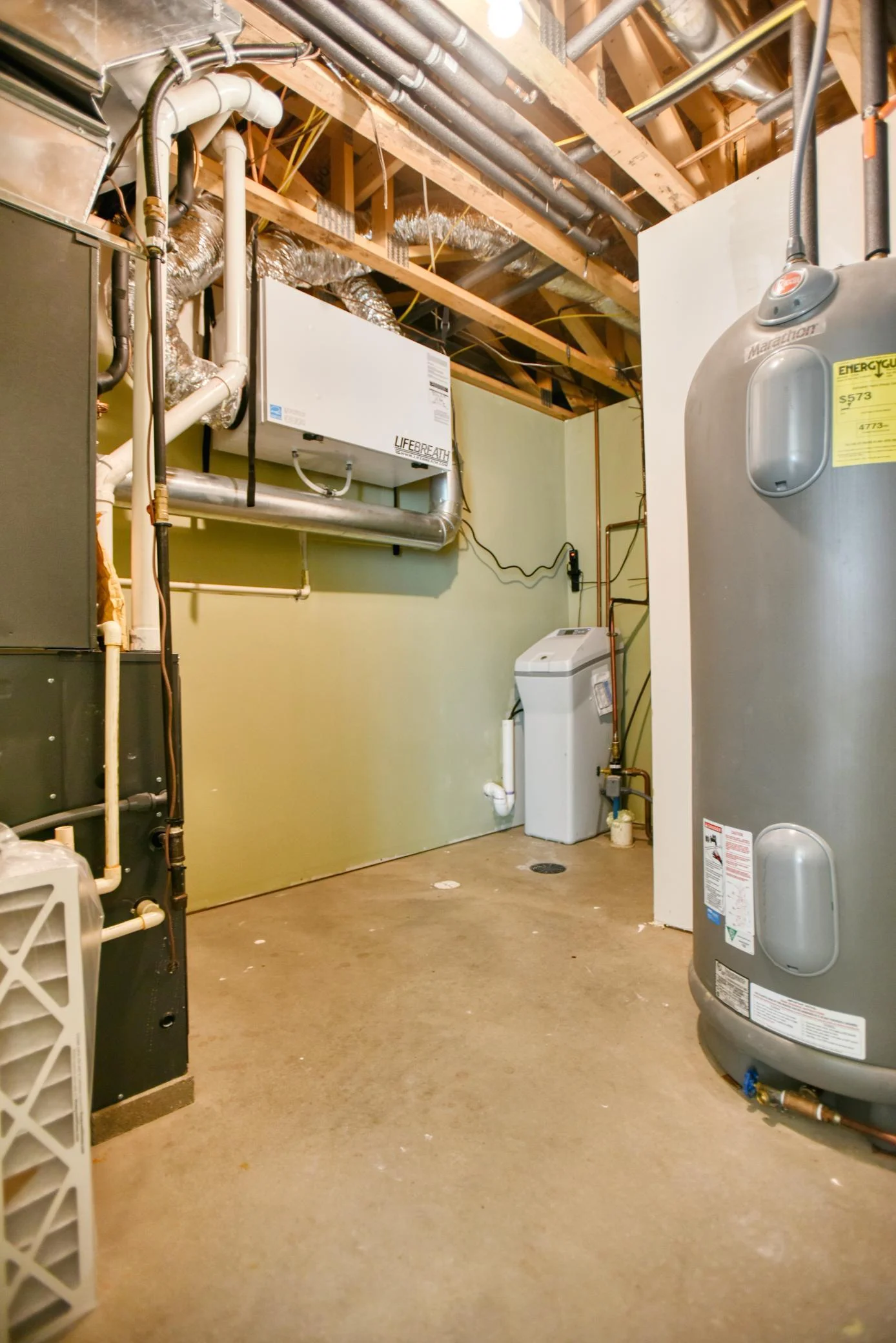 MNL_Utility2_2508.jpg