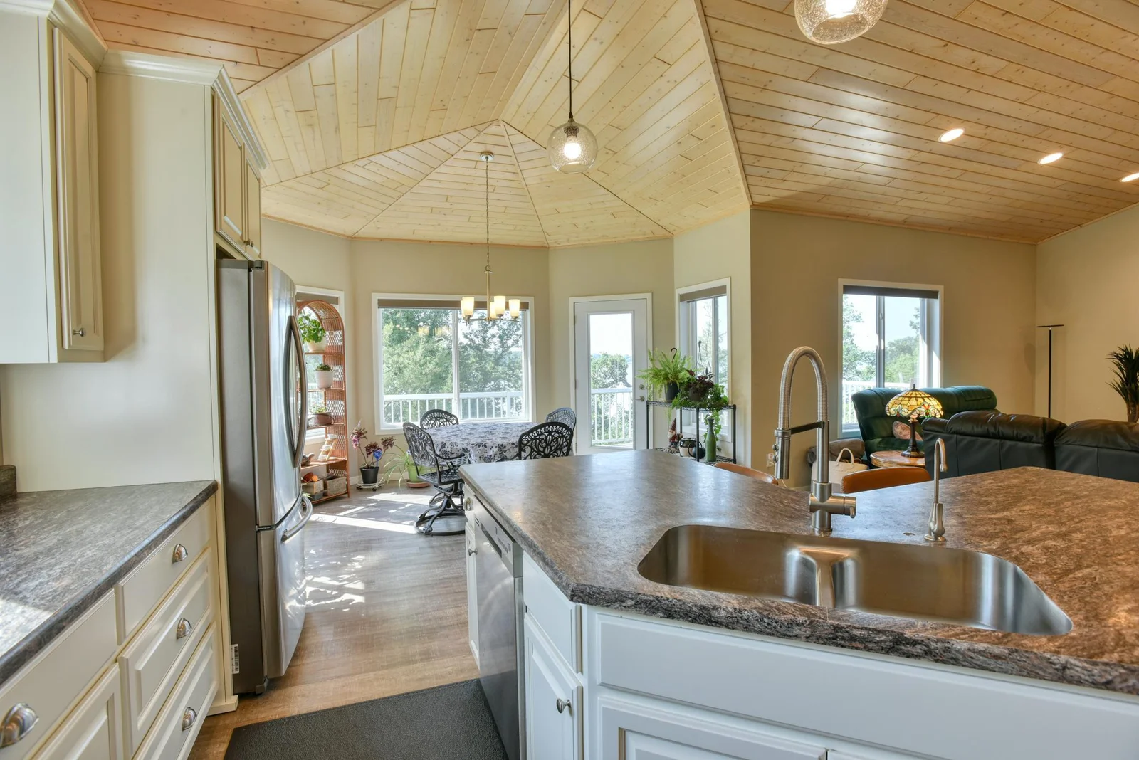 MNL_Kitchen_2312.jpg