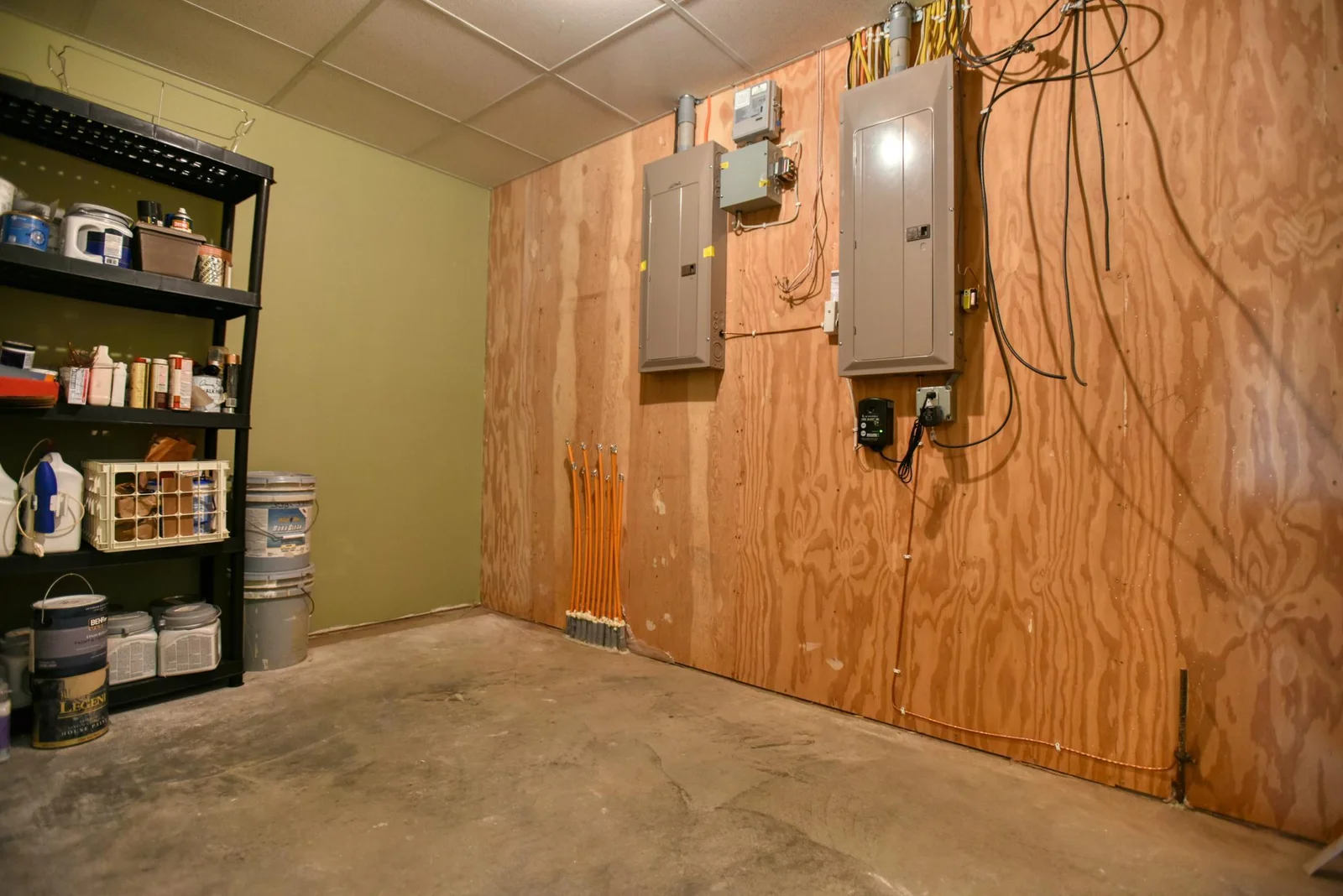MNL_Utility1_2515.jpg