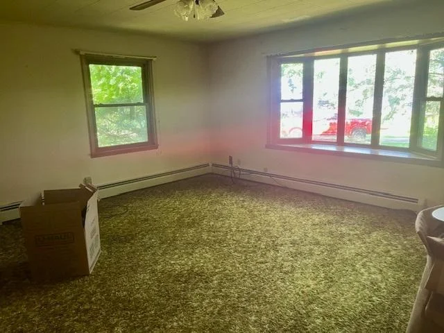Living room with great view of Big Pine.jpg