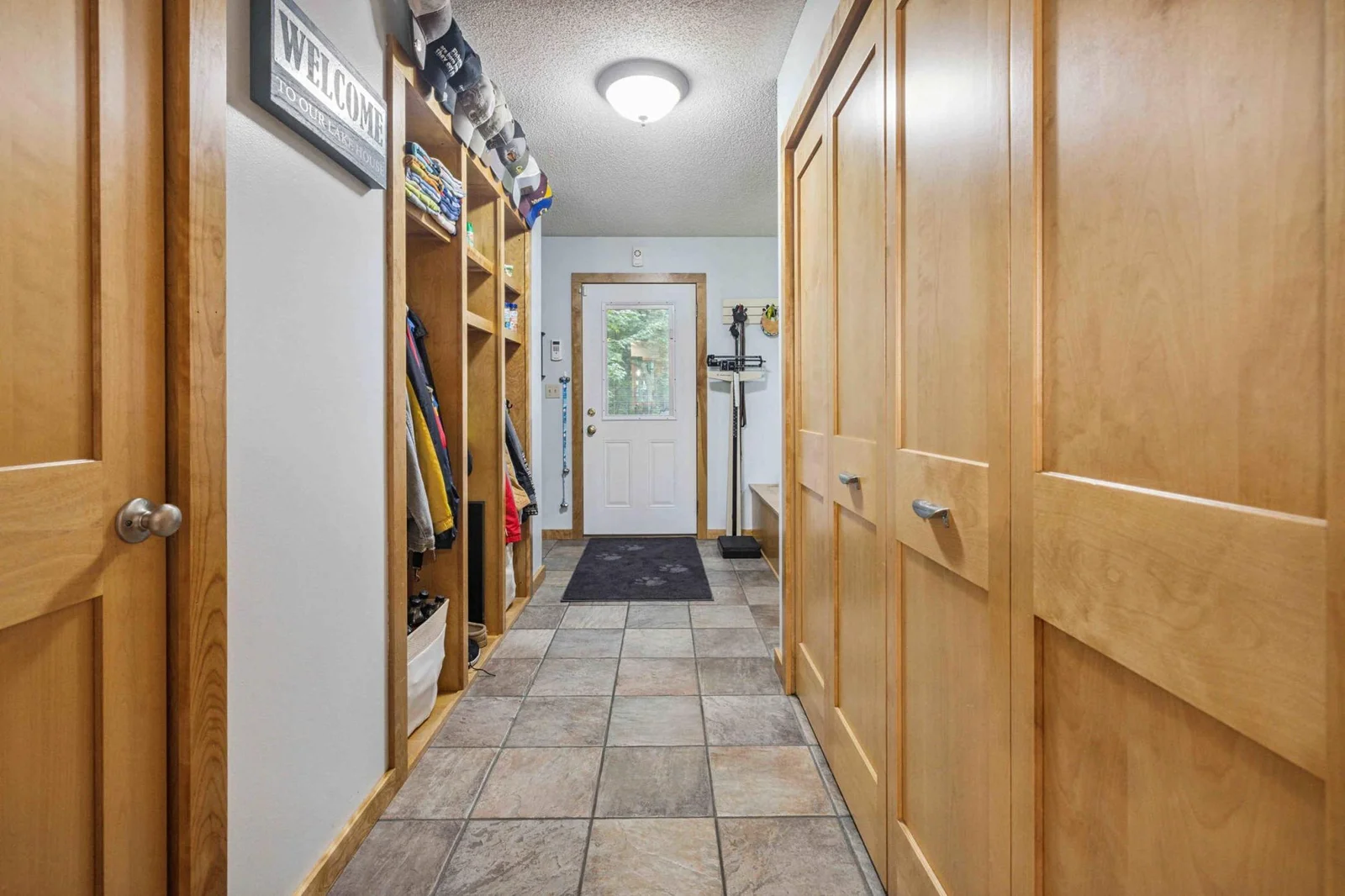 Maple built in storage entrance