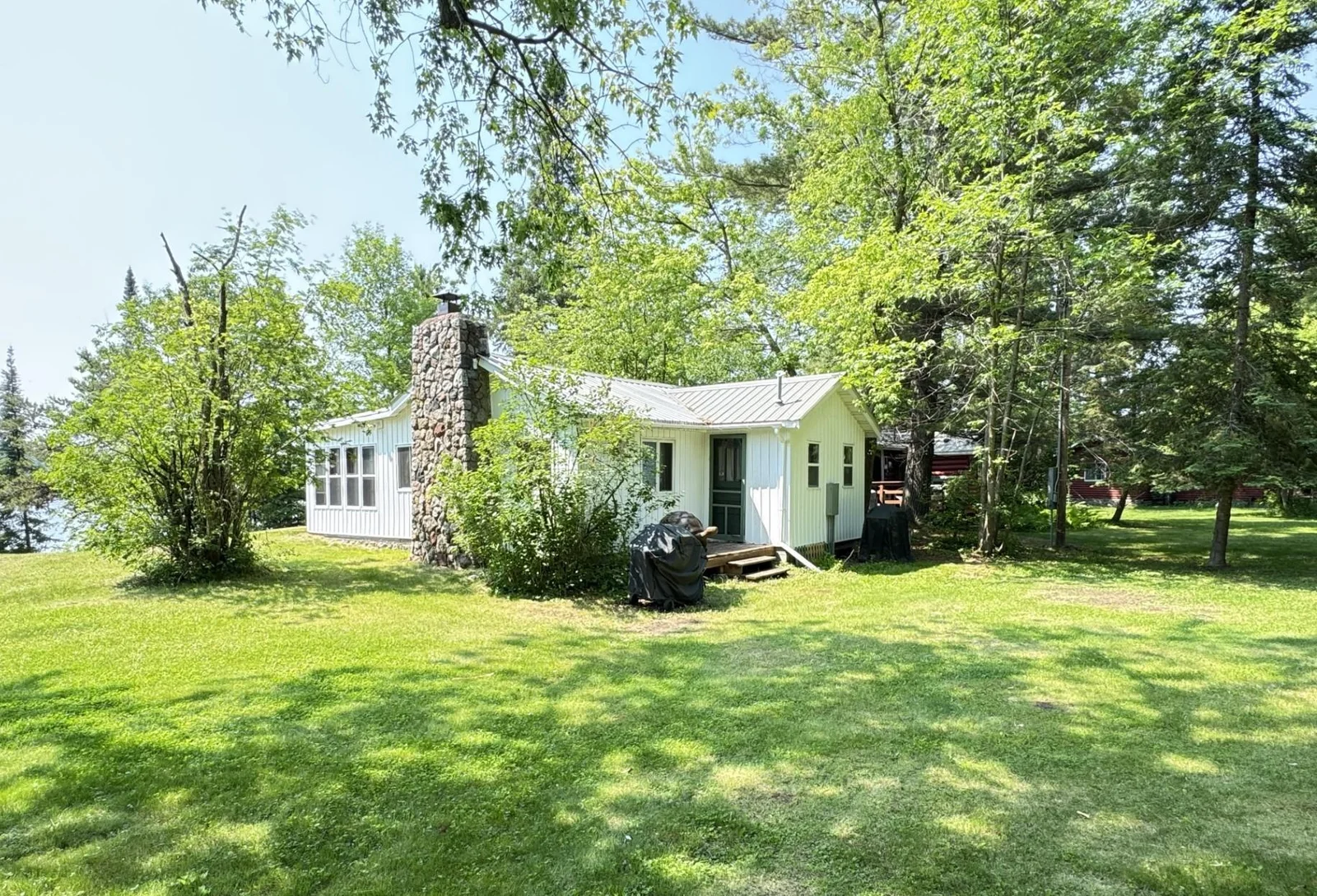Photo 1 of 15019 Woodland Beach