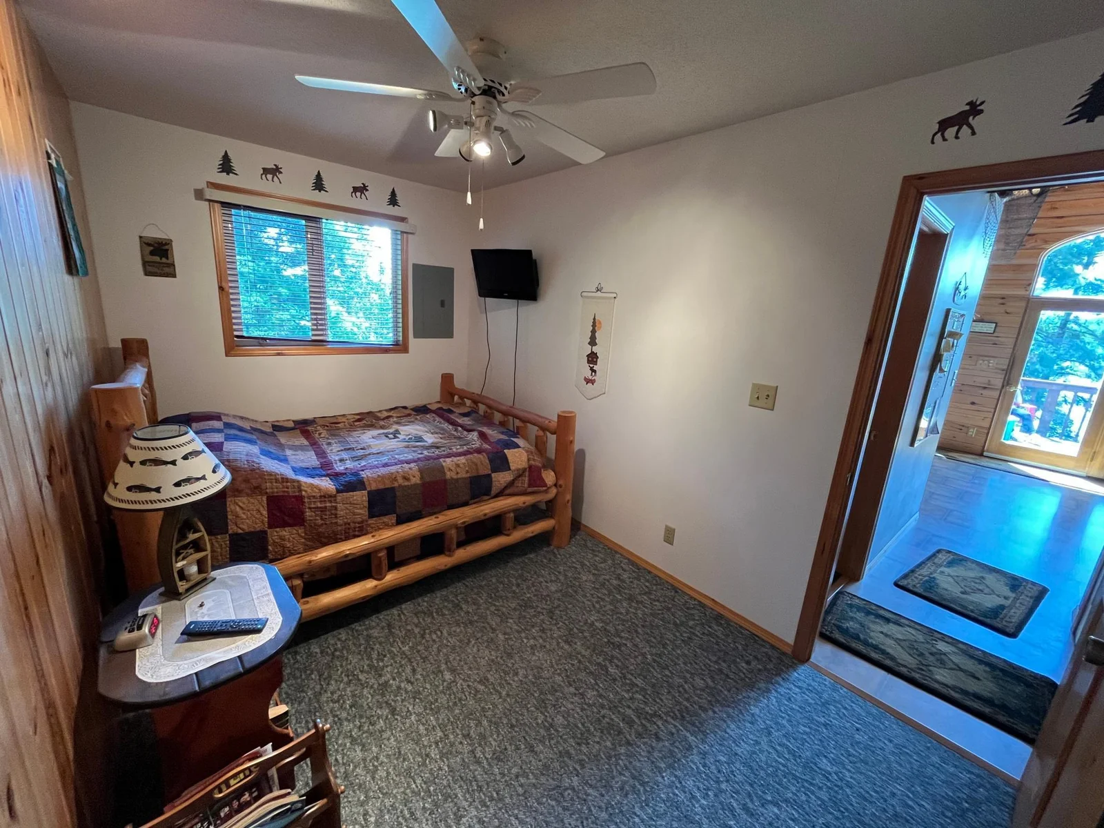 Second bedroom