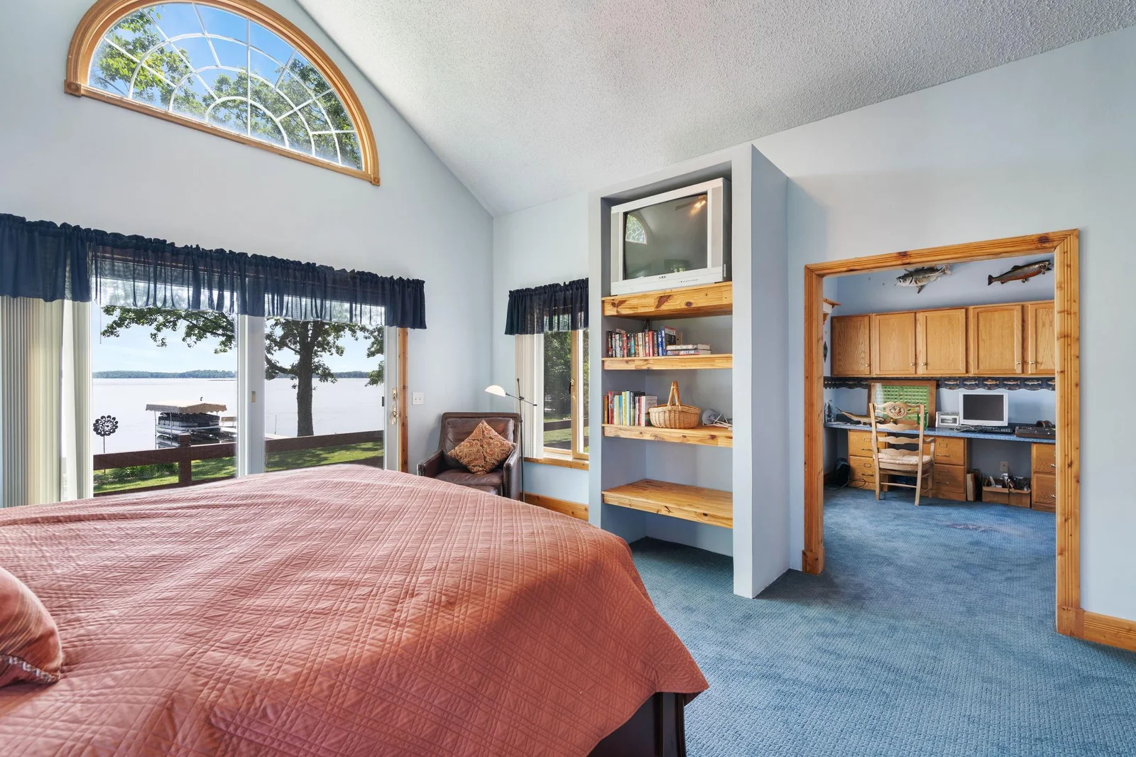 18-web-or-mls-2282-71st-st.jpg