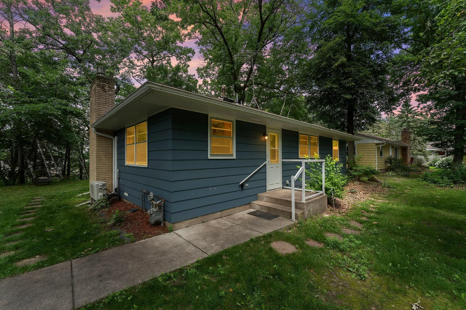 6053 Linwood Drive, Linwood Twp