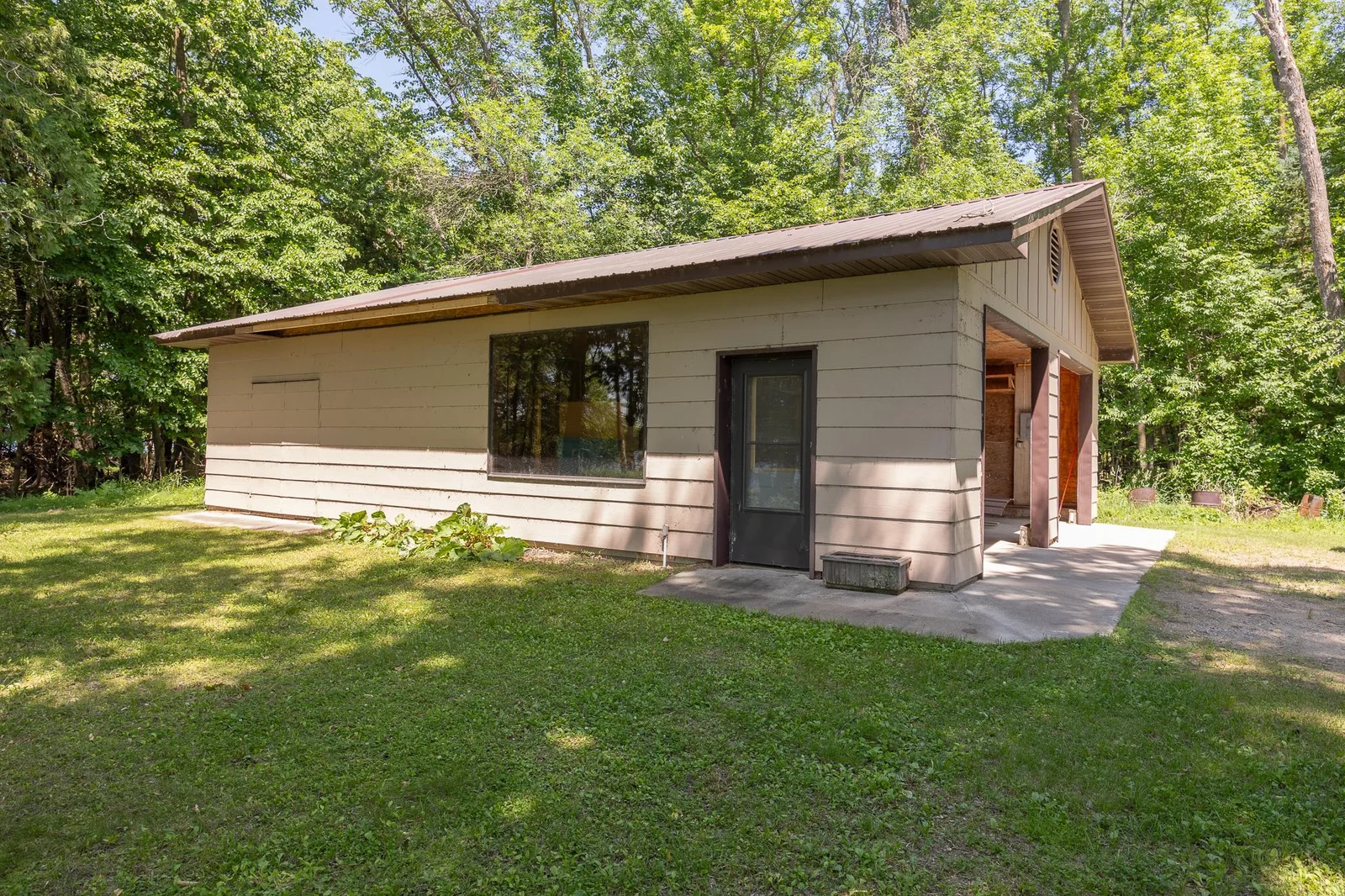 Double garage