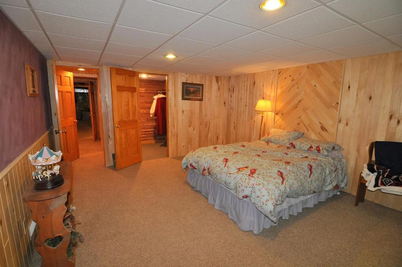 Lower Level bedroom with Cedar Closet