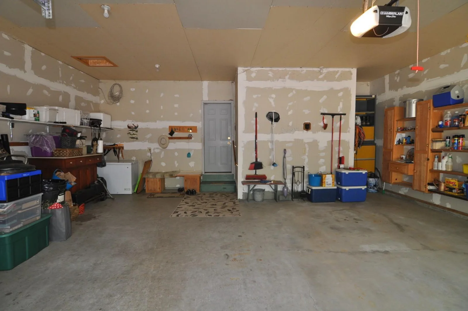 Attached 2 car garage with direct access to the home
