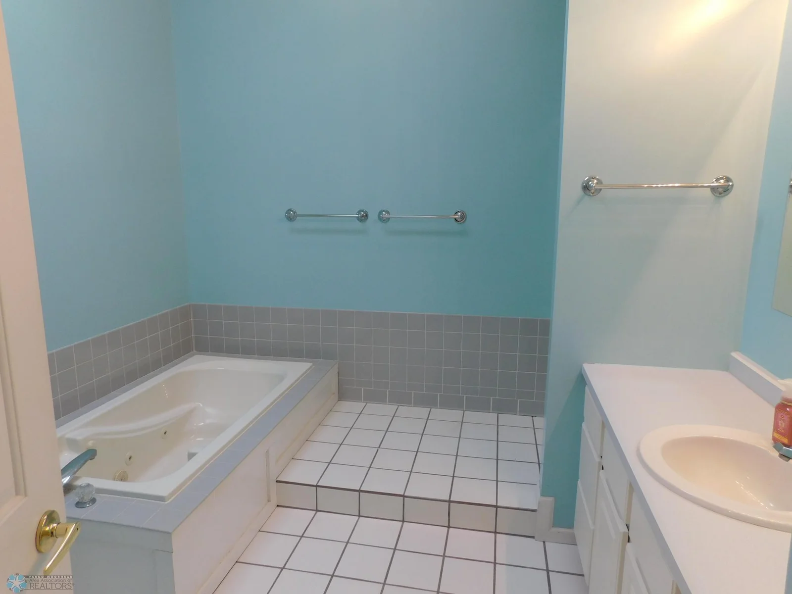 upper bathroom