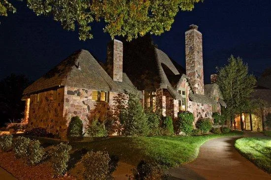 clubhouse-restaurant.jpg