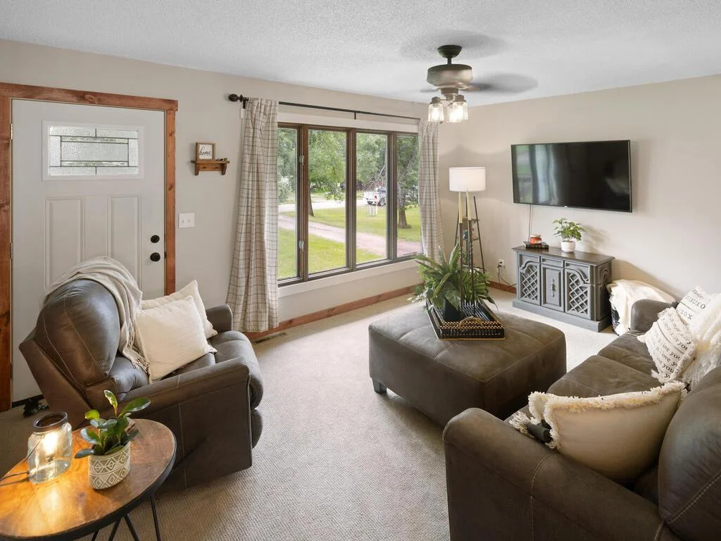 44775 Bending Ave Harris MN 55032 USA-028-015-020-MLS_Size.jpg